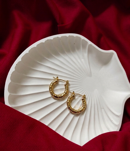textured bamboo hoops