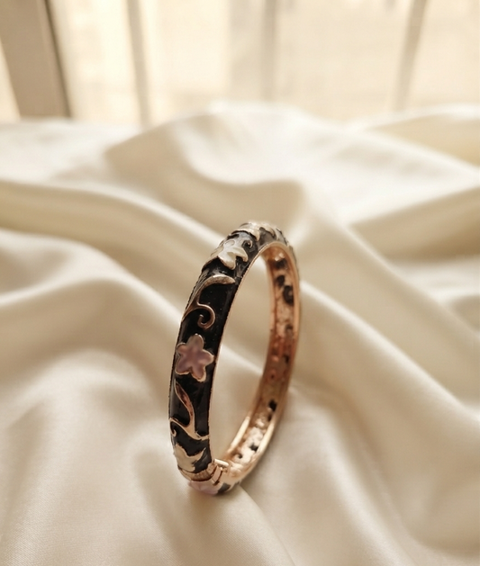 mellow enamel bangle