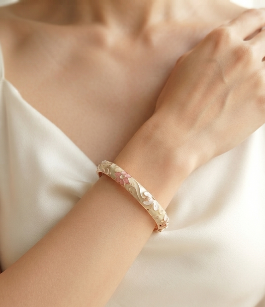 tint enamel bangle