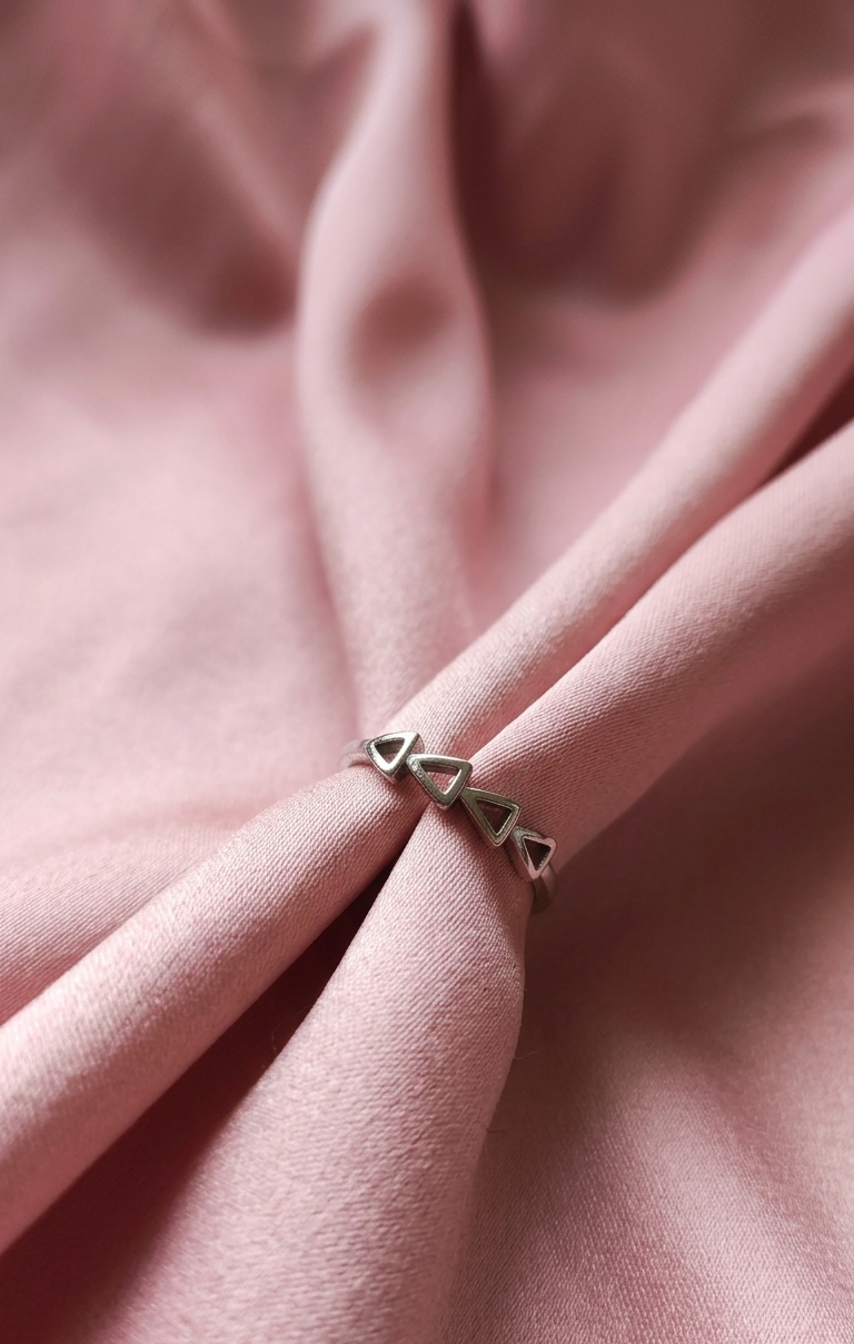 triangle ring