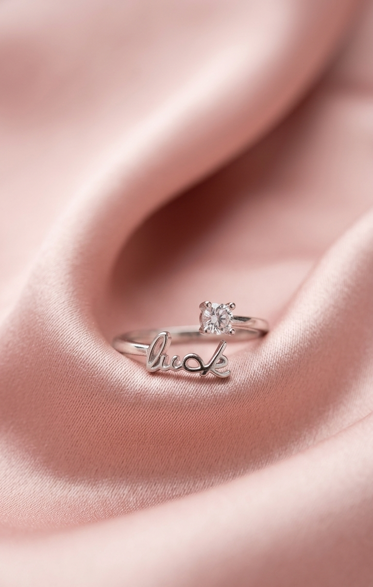 luck ring