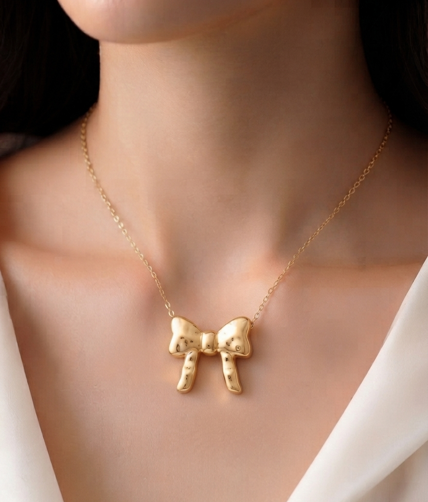 bow pendant