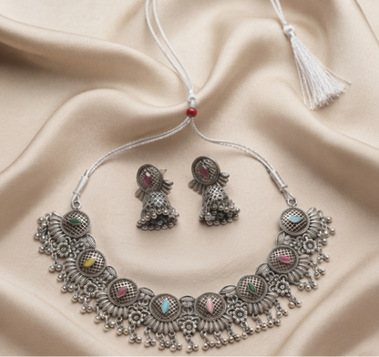 vintage vibe necklace