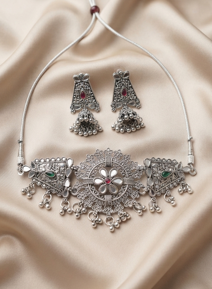 ethnic aura choker