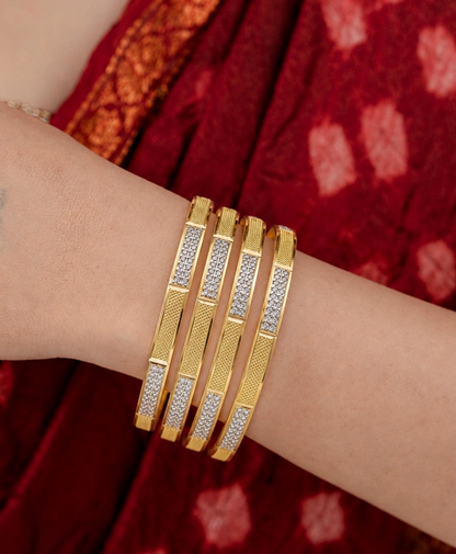 Regal Glow Gold Bangle