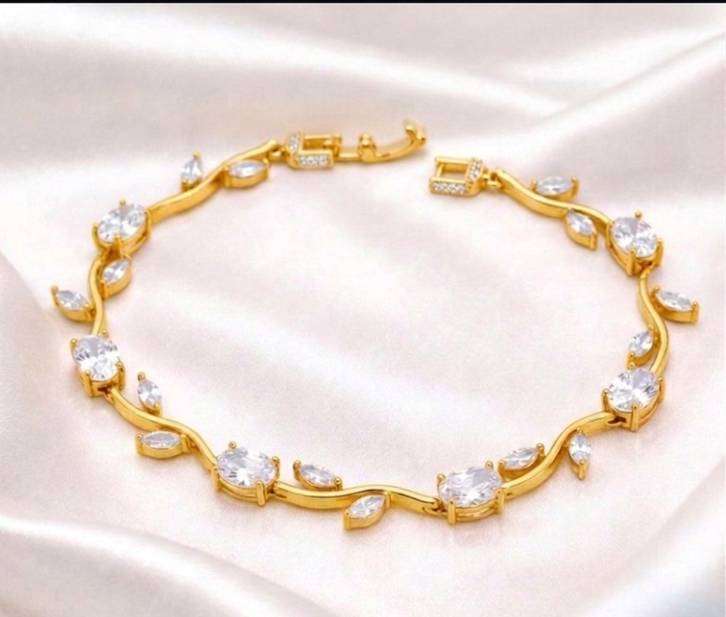 tulip bracelet (golden white)
