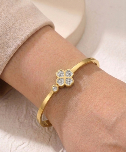 pave clover bracelet