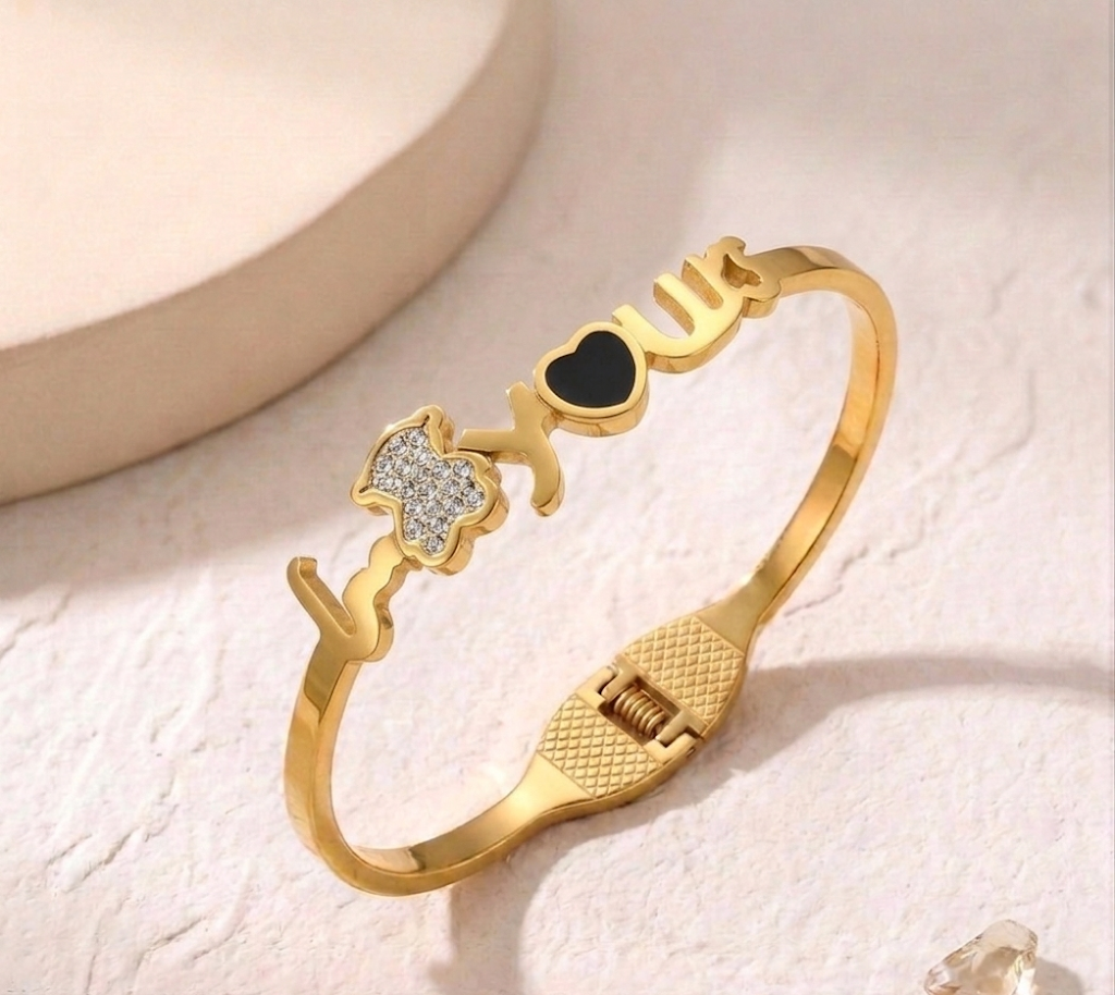 the amour bracelet