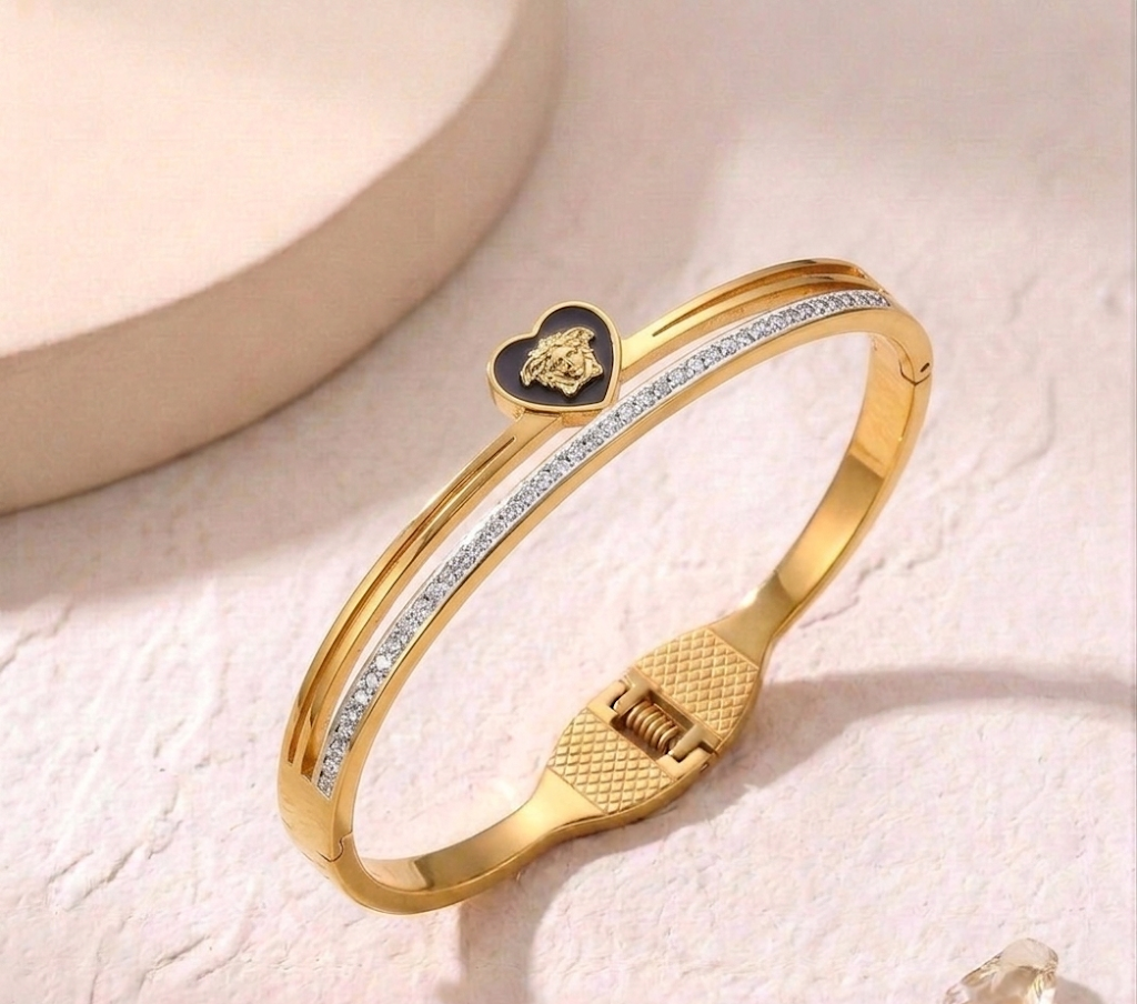 the icon heart cuff bracelet