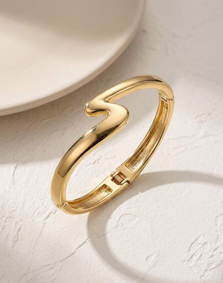 the wave bracelet