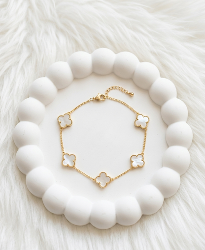 Five-Motif White Clover Bracelet.