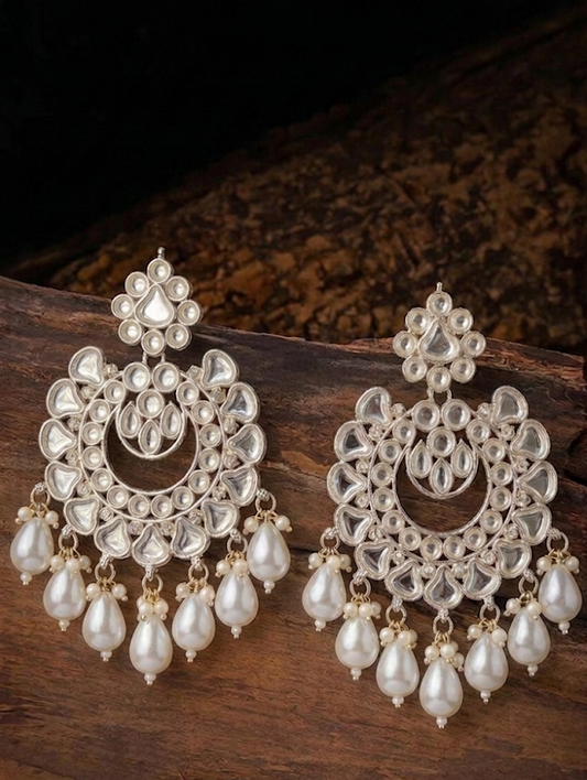 the moonlight pearl drops earing