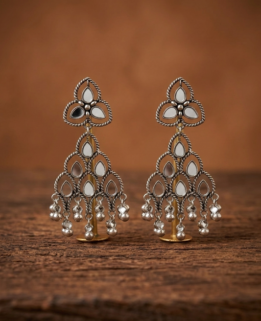 Aaina Jhumka