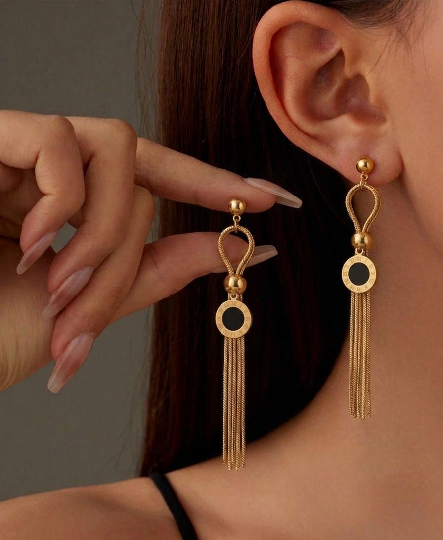 modern silhouette earing