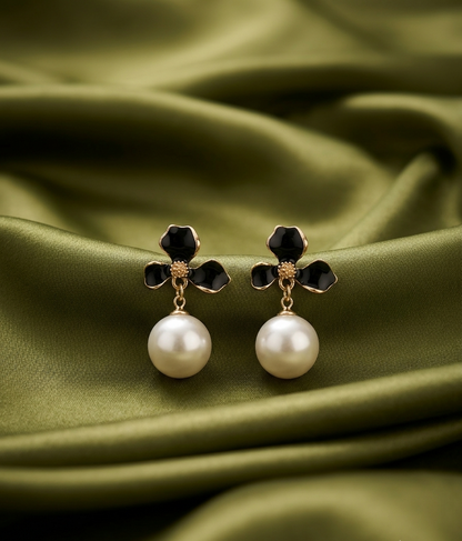 enamel blossom & pearl drop earing