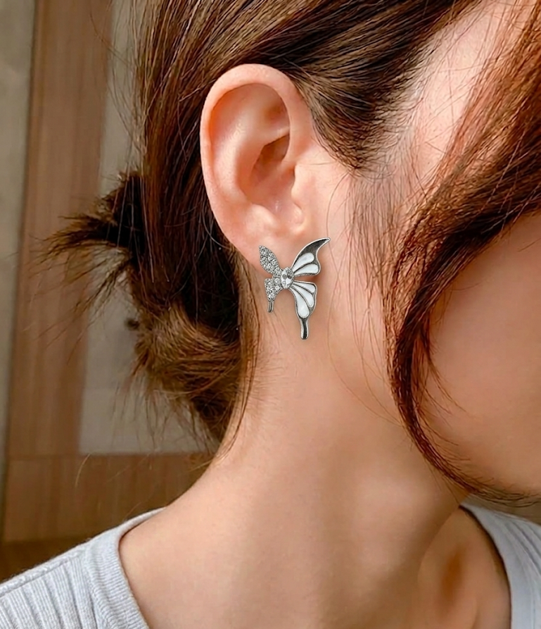 crystal wings studs