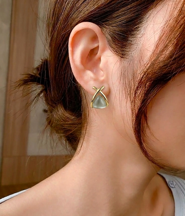 golden muse studs