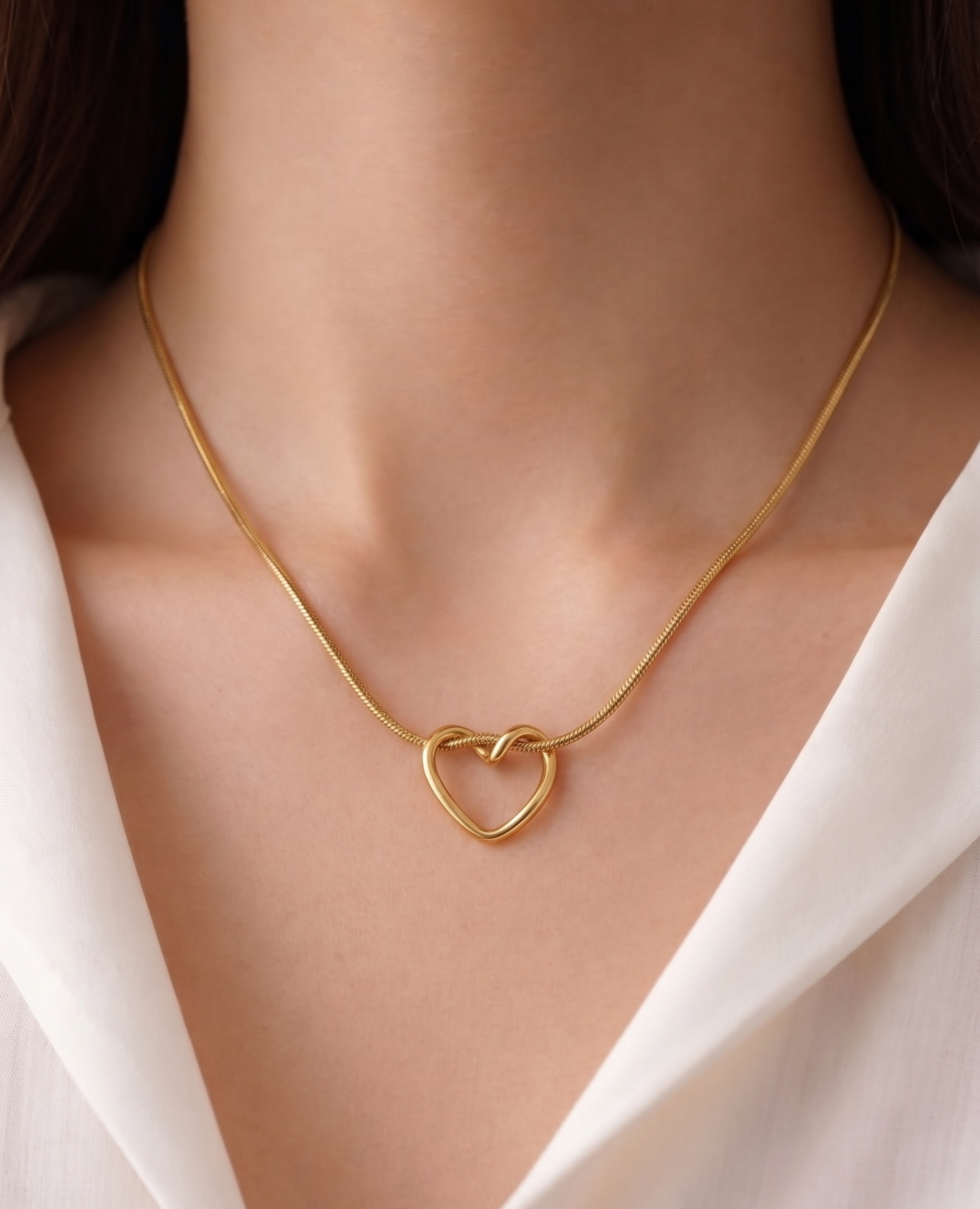 hollow heart necklace(golden)