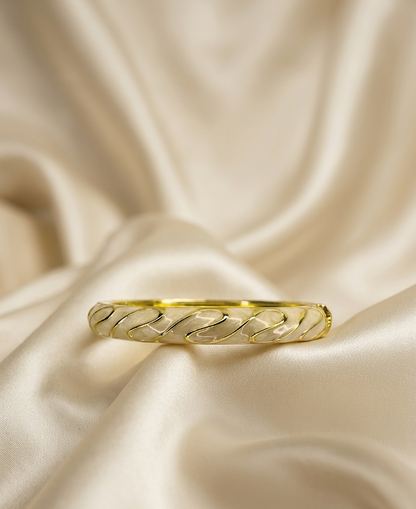 vivid enamel bangle off white