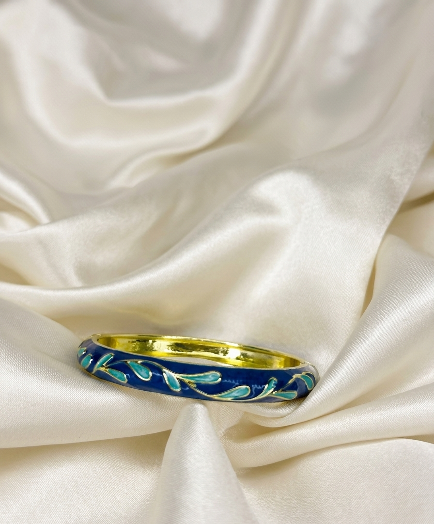 enamel bangle light blue feaf