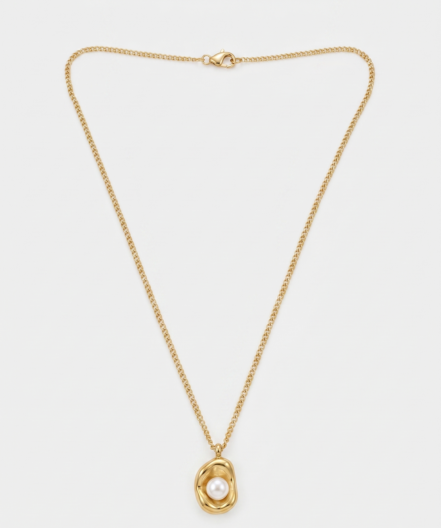 irregular pearl studded neacklace