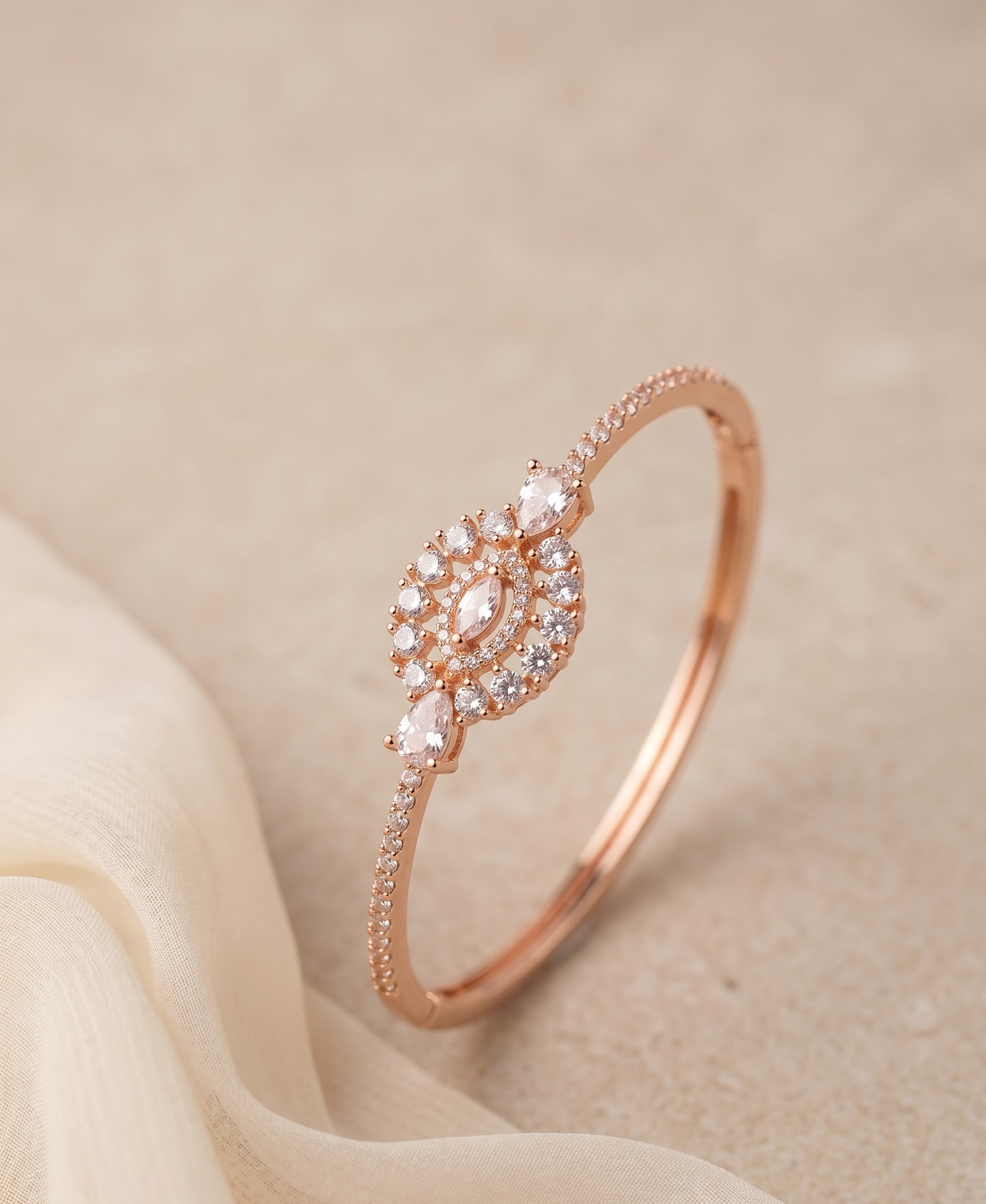 rose gold centerpiece bracelet