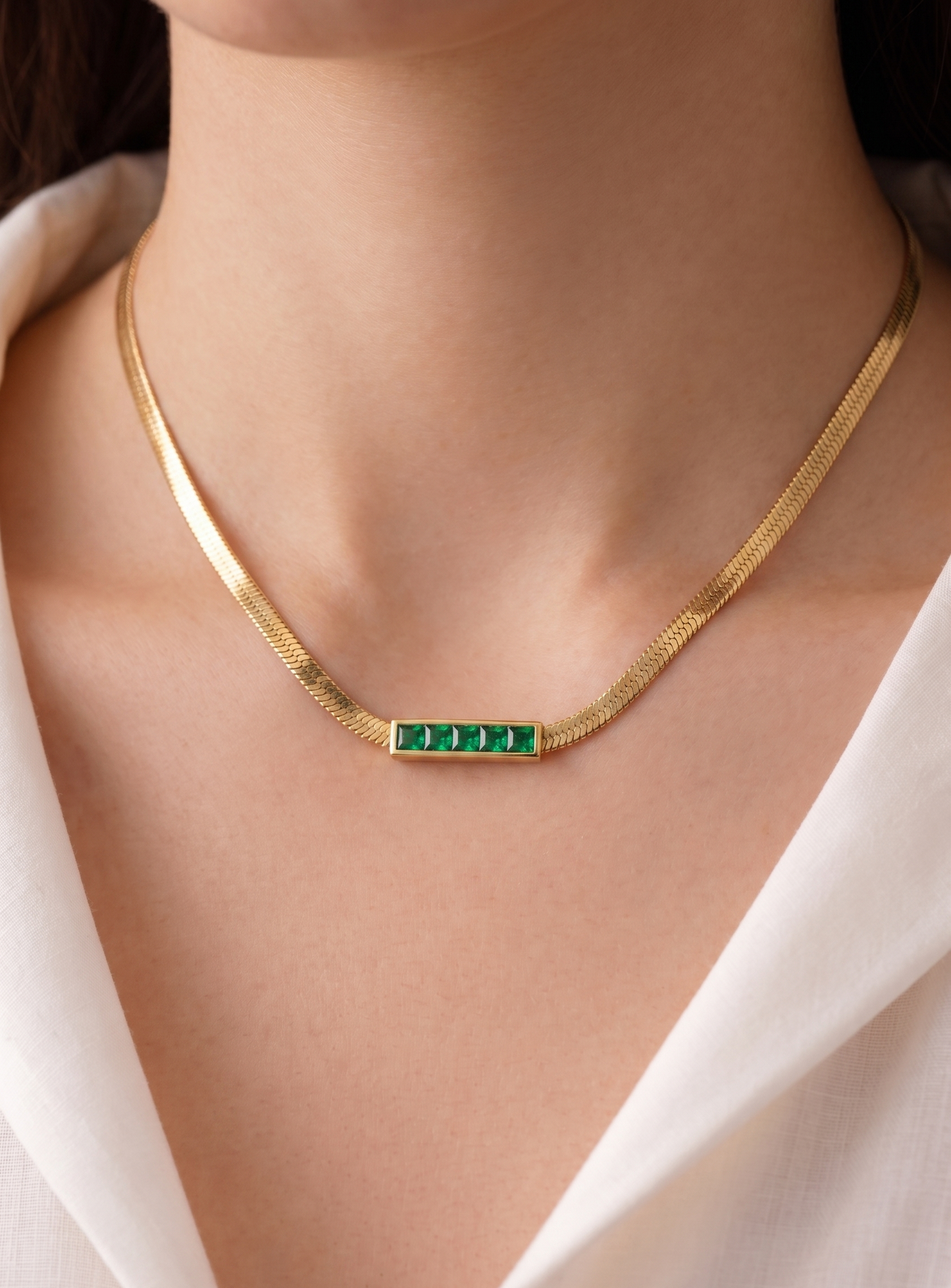 The green bar necklace
