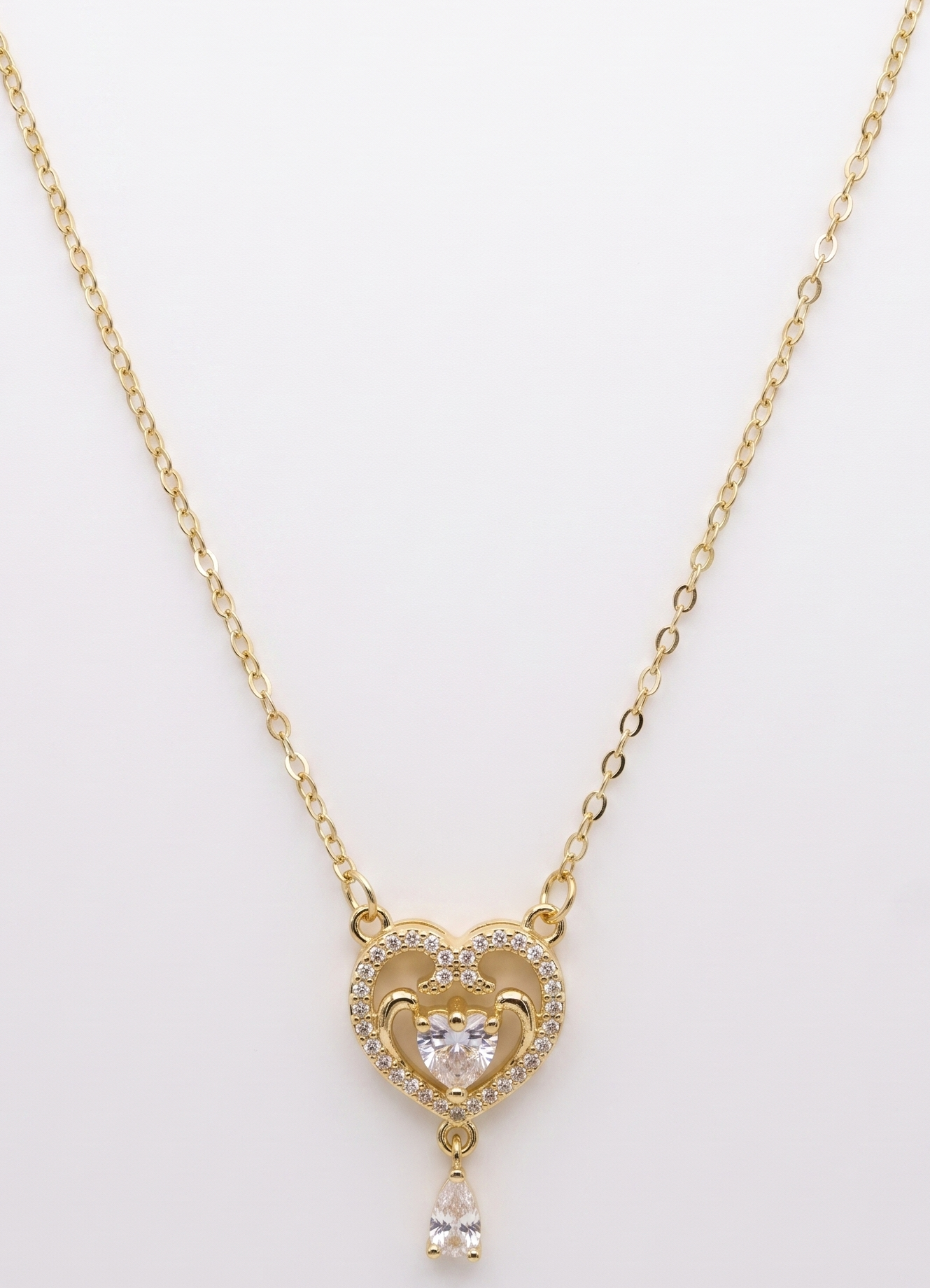 royal heart neacklace