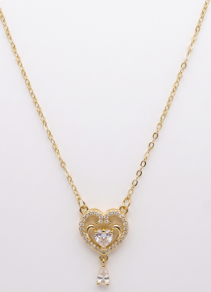 royal heart neacklace