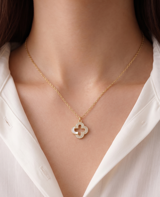lucky clover necklace