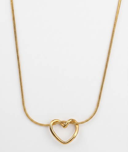 hollow heart necklace(golden)