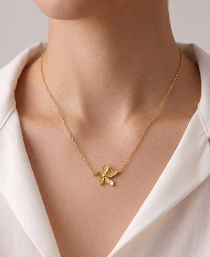 vintage flower necklace
