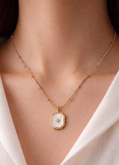 the white square necklace