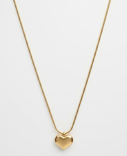 minimal heart necklace