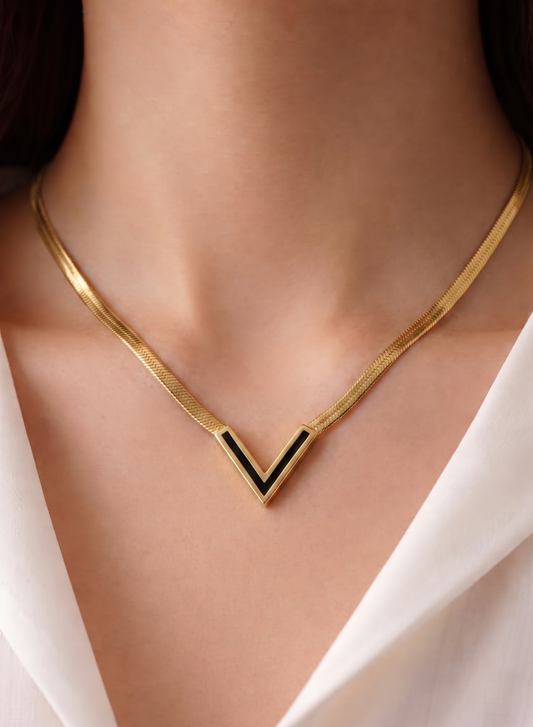 V shape snake chain necklace