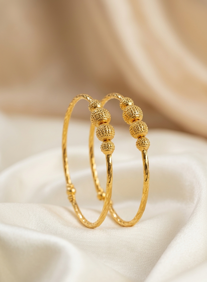 the beaded twirl bangle