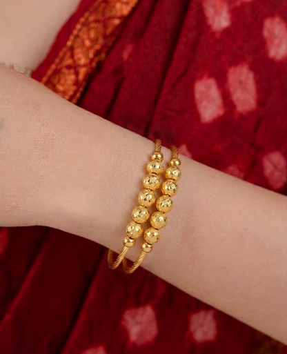 the royal twine & beads set bangle