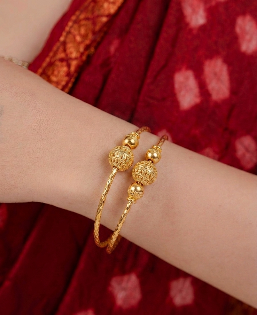 the ornate beaded bangle