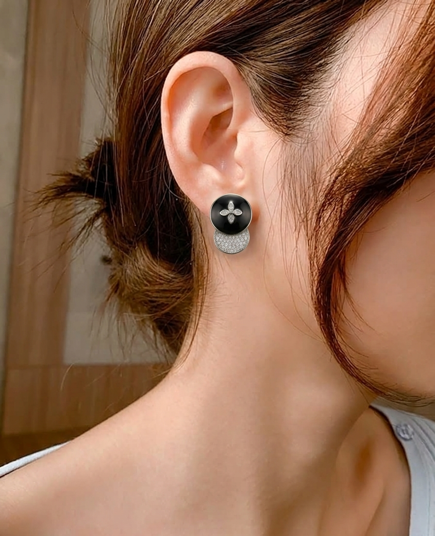 aura studs