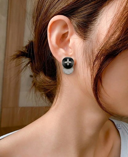 aura studs