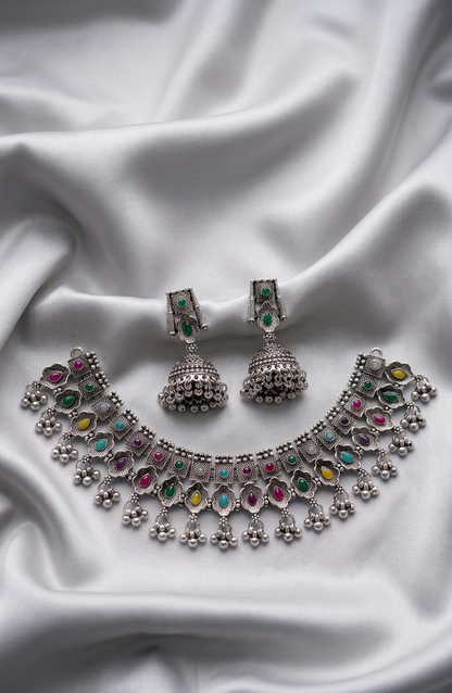 antique dream necklace