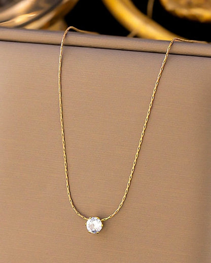 diamond circle zircon necklace