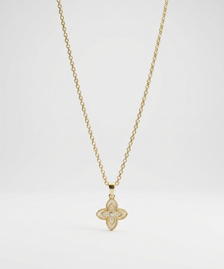 four leaf glimmer necklace