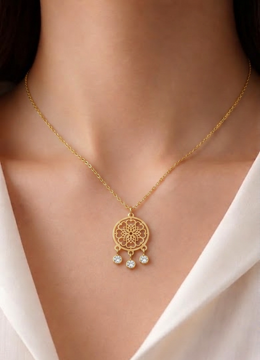 the gold disk chain necklace