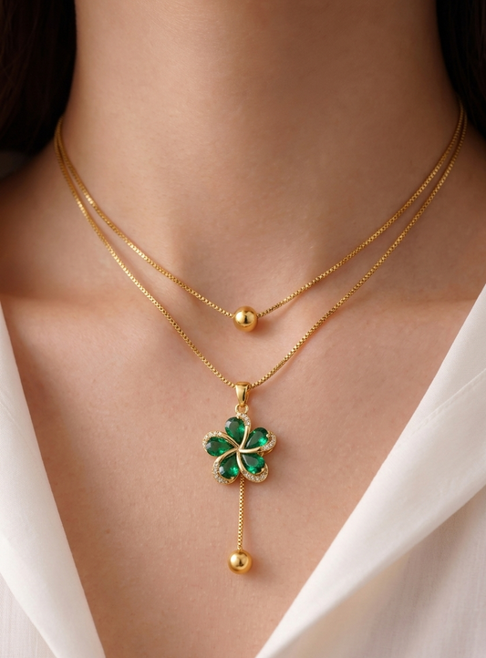 emerald bloom necklace