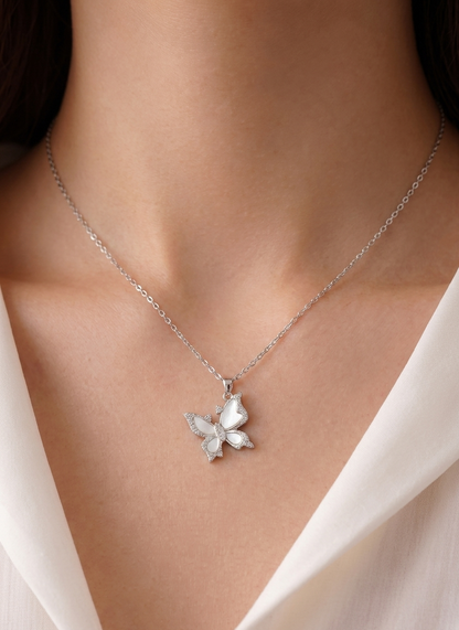 the flutter necklace