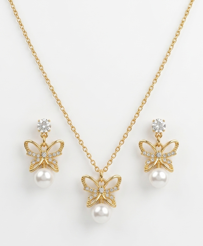 Monarch Pearl Necklace & Earrings Set