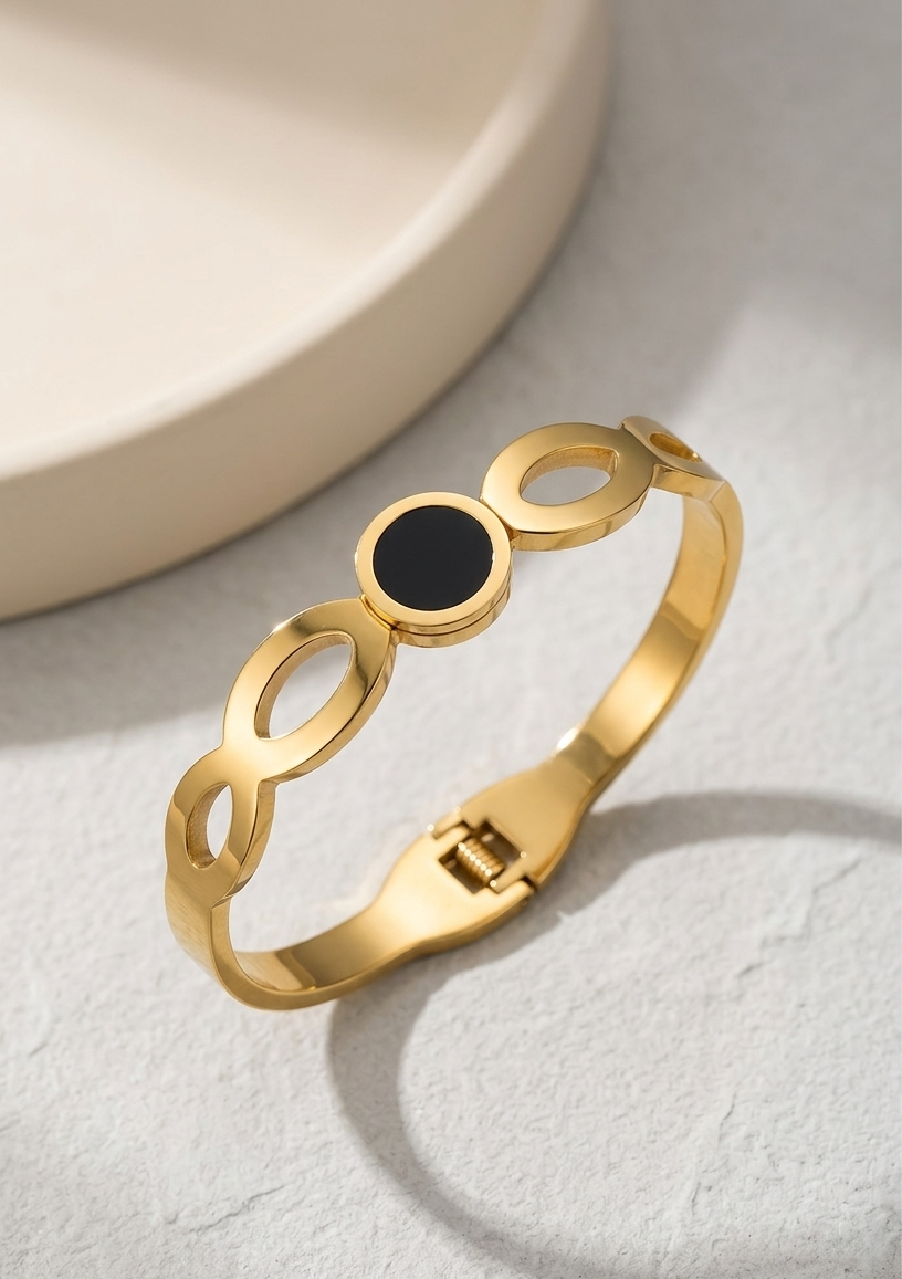 solitaire link bracelet