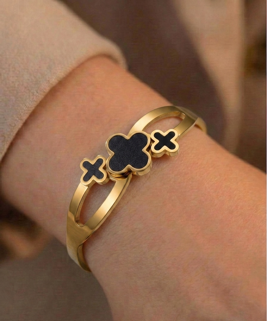trilogy clover bracelet