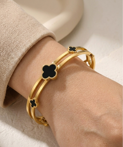 quarter clover bracelet